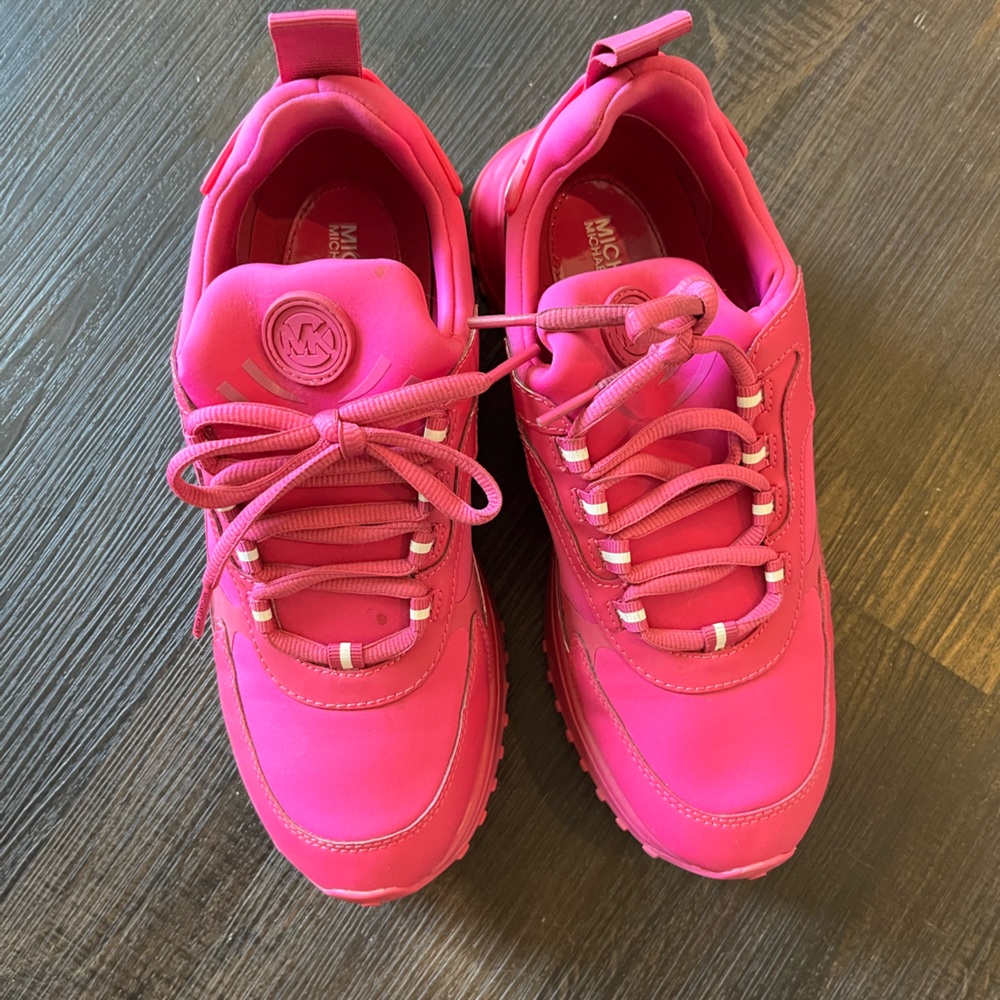 Pink Shoes - Picture 2 of 3